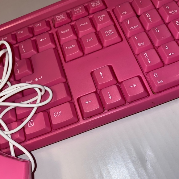 Pink PC computer, Keyboard and Mouse Set - Picture 11 of 13